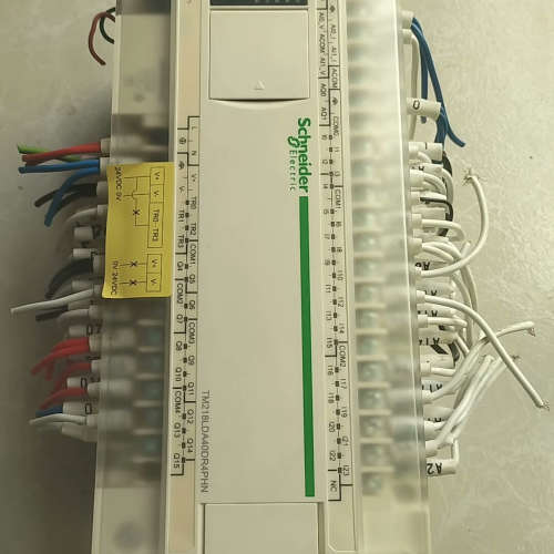 TM218LDA40DR4PHN，实物拍摄的，成色议价