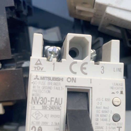 议价正品断路器 NF30-FAU 2P 20A 15A
