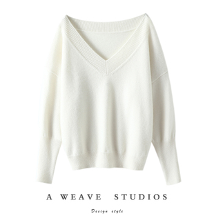 宽松加厚 女套头纯羊绒毛衣针织衫 复古美学 一字大V领山羊绒衫