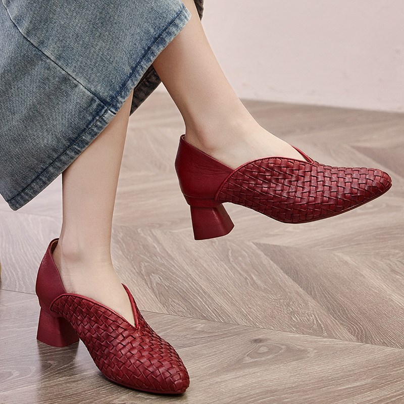 真皮粗跟尖头女士单鞋新款春秋手工编织高L跟妈妈鞋美式复古小皮