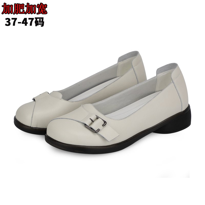 46特大号脚宽胖妈妈单鞋44加肥加大码女鞋43中老年人平底真皮鞋42