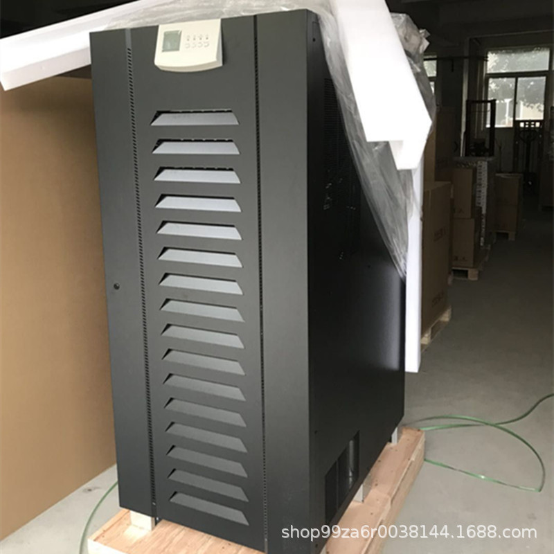 UPS不间断电源3C15KS三进单出15KVA负载13.5KW外接电池电脑服务器