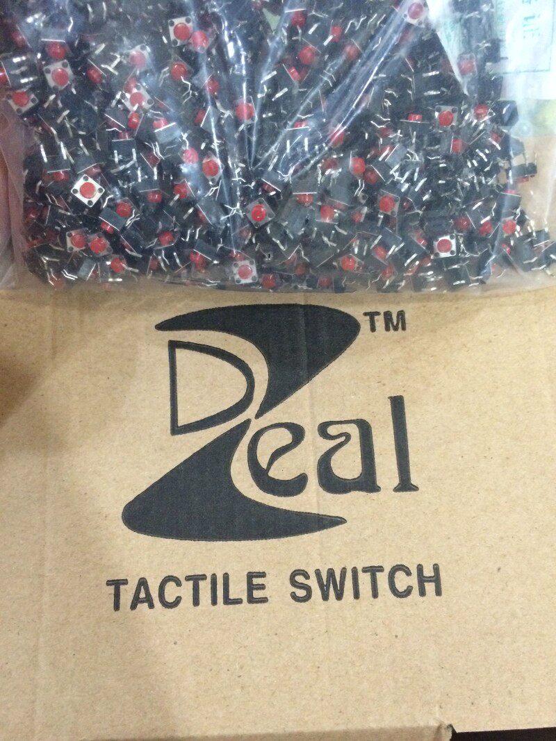 轻触开关 6*6*5插脚立式按键微动 红色4脚直插 1包/1000个 铜脚