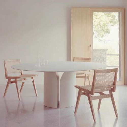 北欧实木圆形餐桌家用饭桌现代简约圆桌轻奢设计师款圆餐桌洽谈桌