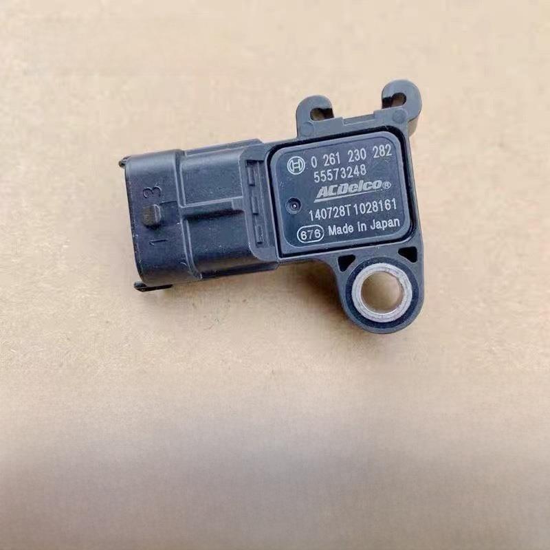 适用科鲁兹英朗迈锐宝君威君越景程爱唯欧进气歧管进气压力传感器