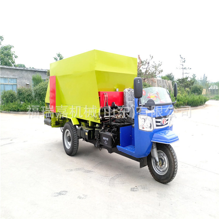 柴油三轮牛场投料机大马力三轮撒料车5立方喂料车操作简单,五金/工具,环卫车/保洁车/清扫车,淘宝优惠券,粉丝福利购,淘宝优惠卷