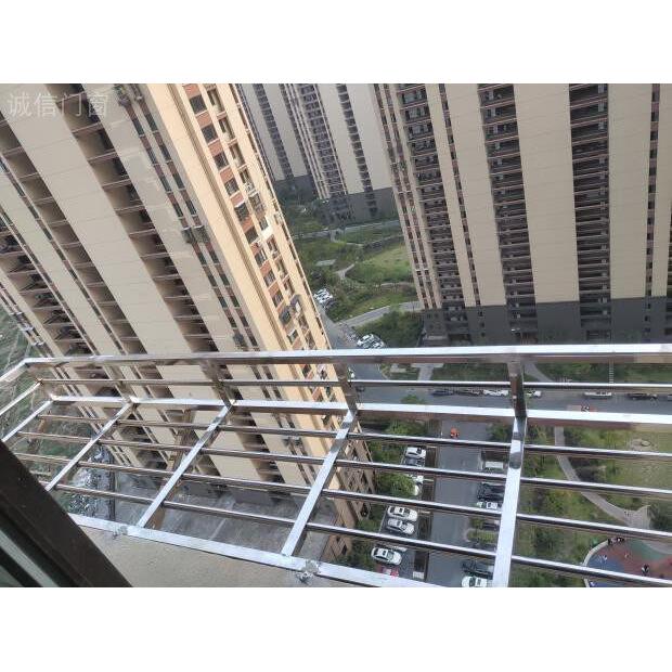 杭州定制阳台窗台不锈钢花架置物架伸缩衣架不锈钢防盗窗保笼雨棚