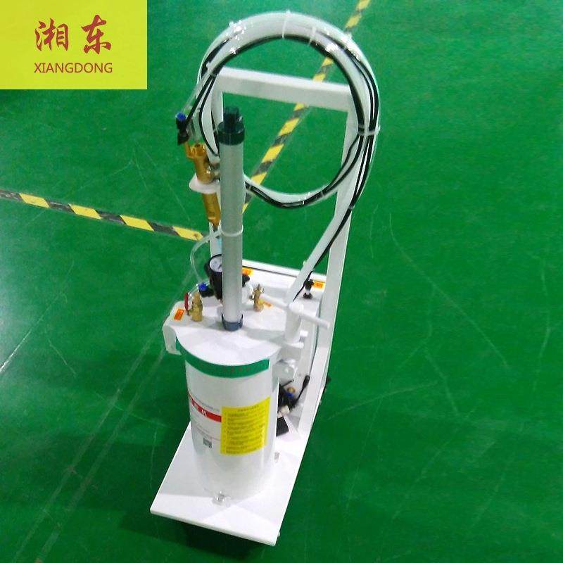 2017新款升级B系2600ML硅胶点胶机