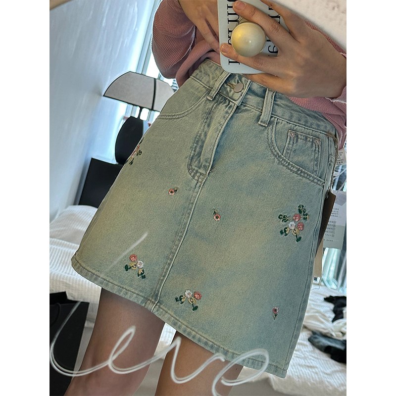 300斤大码女装复古国风碎花刺绣牛仔短裙女夏季胖mmV显瘦a字裙子
