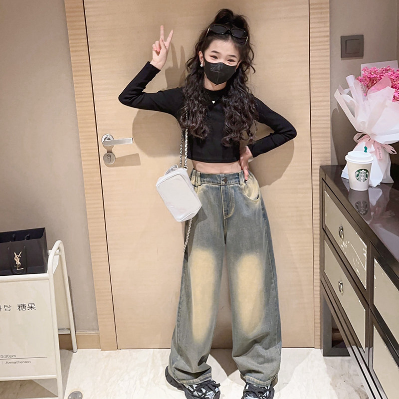 女童长袖t侐短款洋气露脐2023新款儿童打底衫紧身内搭上衣炸街舞