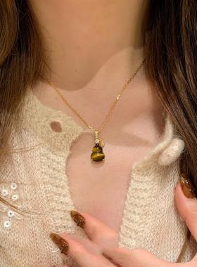 超惊艳精致彷虎眼石葫芦吊坠项炼女2025新款轻奢高级感锁骨炼配饰