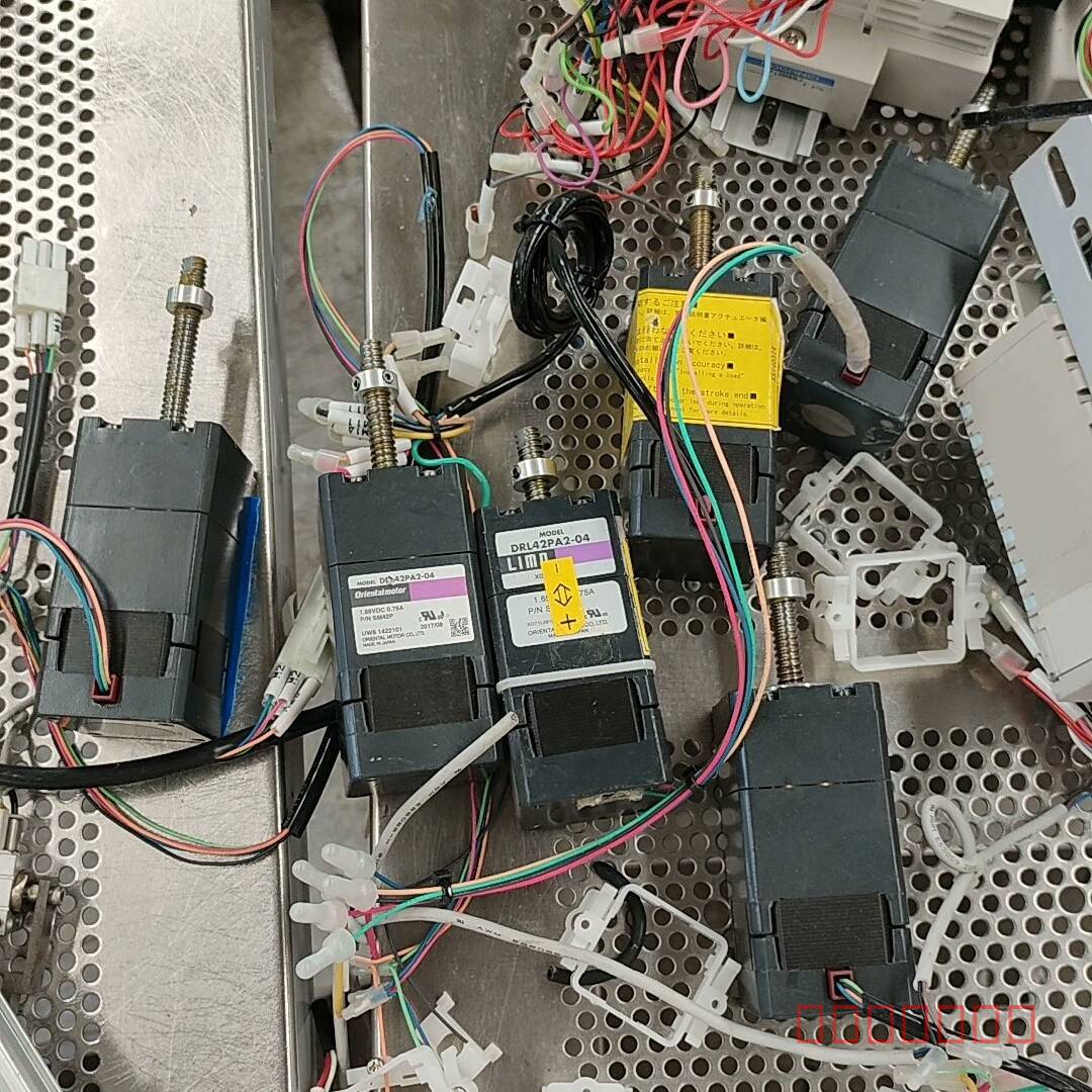 议价东方步进电机DRL42PA2-04，拆机包好。维修
