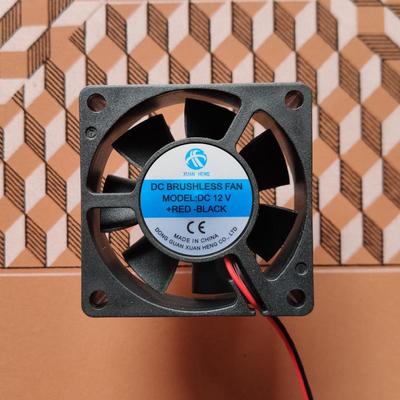 DC 12V 充电器 里 小风机 DC BRUSHLESS FAN