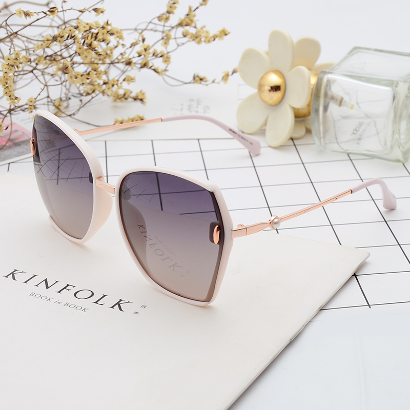 精致优雅珍珠偏光太阳眼镜女复z古大框圆脸白色墨镜开车驾驶眼镜