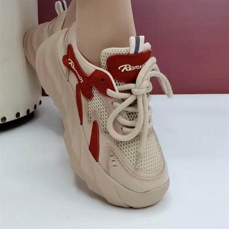 老爹鞋女2025春季新款真皮透气网面运H动休闲鞋子厚底轻便舒适女