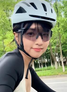 日夜两用光感变色户外专业骑行运动太阳眼镜防风护目登山自行车太