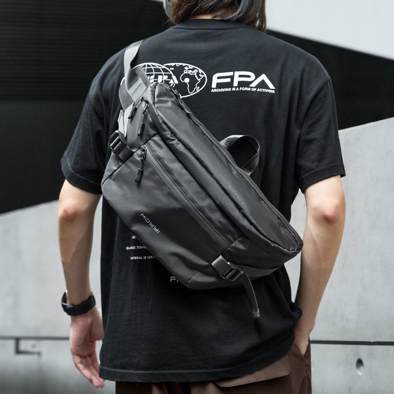 潮流多功能单肩包男时尚机能风胸包大容量日系斜挎包户外运动腰包,箱包皮具/热销女包/男包,胸包,淘宝优惠券,粉丝福利购,淘宝优惠卷