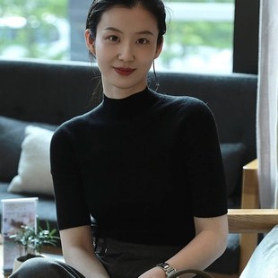 正肩修身 高级法式 打底针织上衣 T恤女2024秋冬新款 黑色半高领短袖