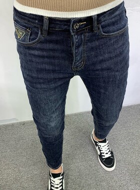 2025年夏季新款弹力牛仔裤男潮流韩版高端刺绣蓝色修身百搭小脚裤
