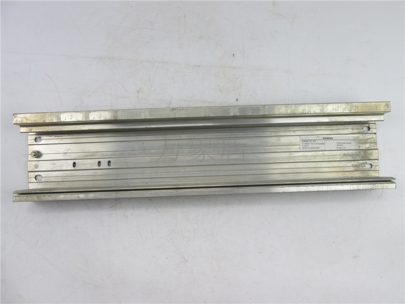1P 6ES7 195-1GF30-0XA0 导轨 530mm 实物拍摄