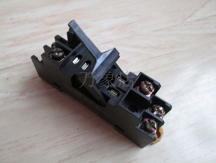 继电器底座 P2RF-05 五脚 实物拍摄 元器件