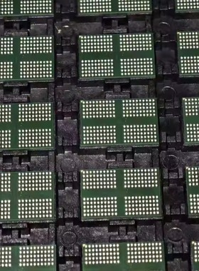 IS21ES04G-JCLI    4GB 3.3V 200Mhz存储器 IC