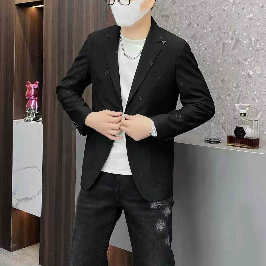 2026春季新品便装西服外套欧货高端字母印花修身时尚休闲HAEETIEN
