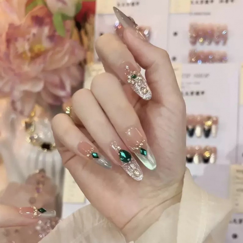 阿拉丁纯手工穿戴甲高级感穿戴甲