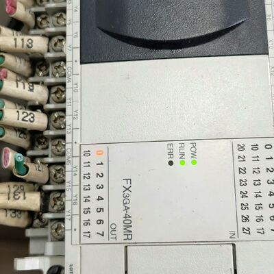 FX3GA-40MR-CM 的 实物拍摄 包好。