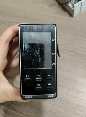 温控器 E5EC-RR2ASM-820 拆机