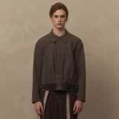 礼拜堂 TAM TUAS 亚麻棉条纹廓形拼皮下摆收褶气球夹克外套