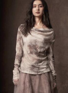 TAM TUAS 薄暮 羊毛混纺荡领修身长袖打底衫《伊索尔的旧梦》