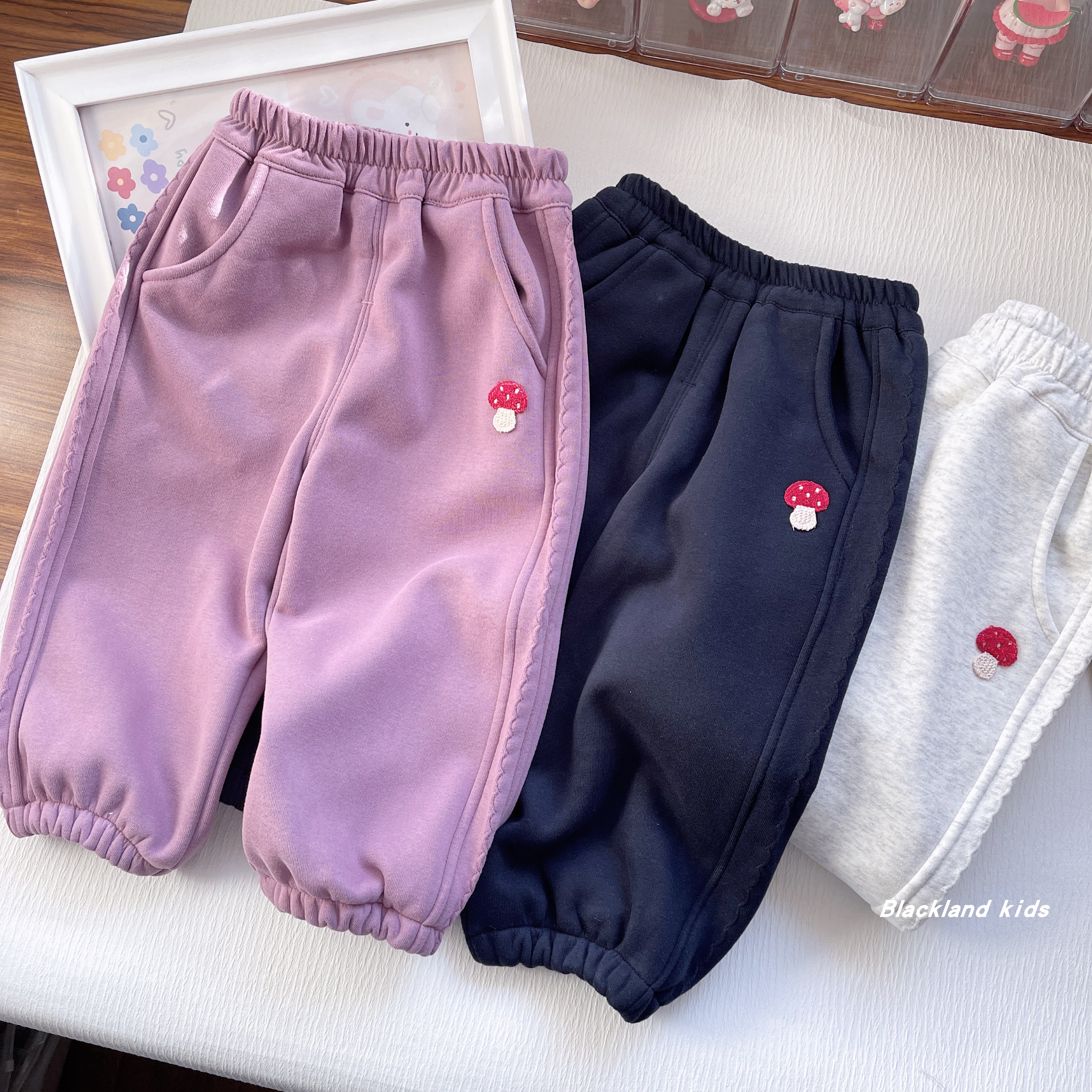 90-150码冬款童装 女童加绒运动裤 儿童宝宝一体绒卫裤保暖长裤子
