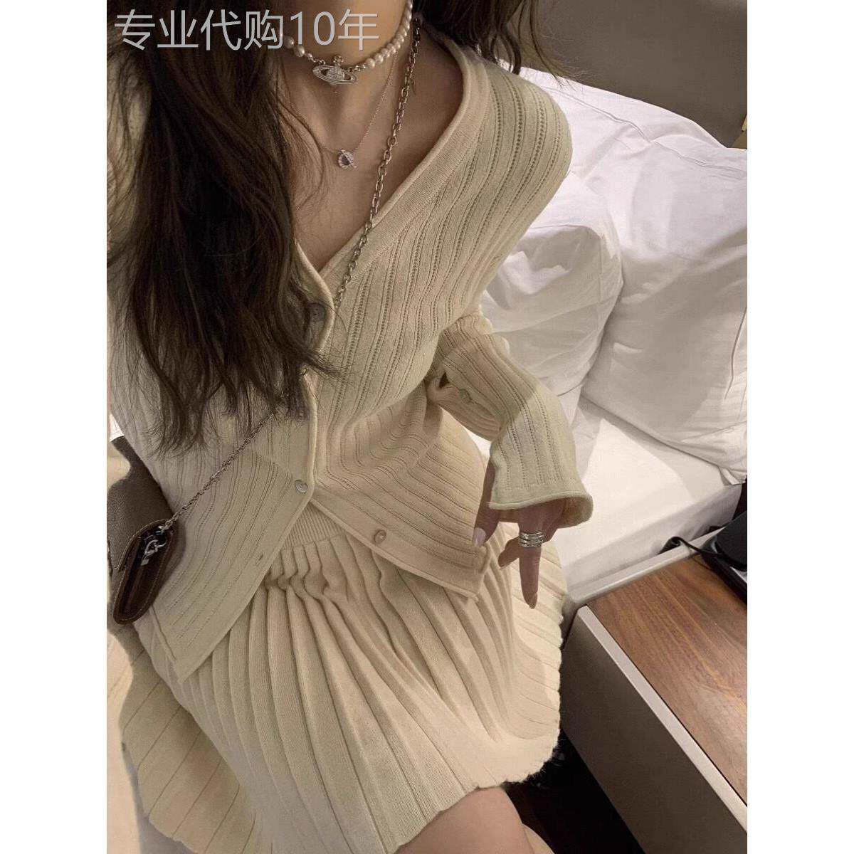 日本风格2025春秋季优雅的v领修身针织衫小腰短裙别致的女士套装