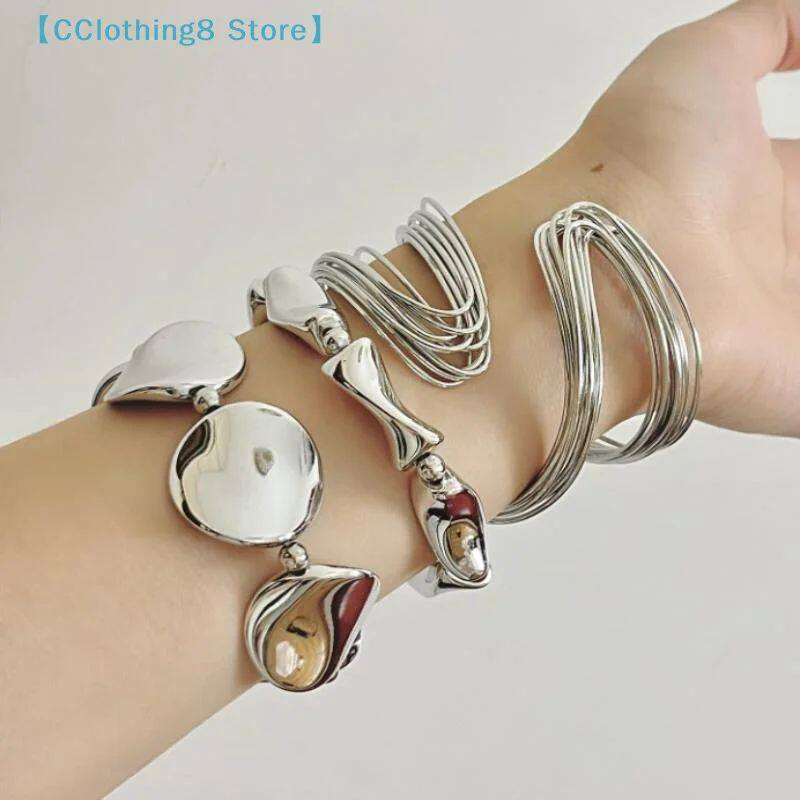 Exaggerated Irregular Multi-layer Bracelet For Women - 实物图