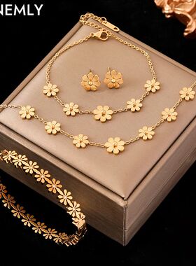 GANEMLY 316L Stainless Steel Daisy Flowers Necklace