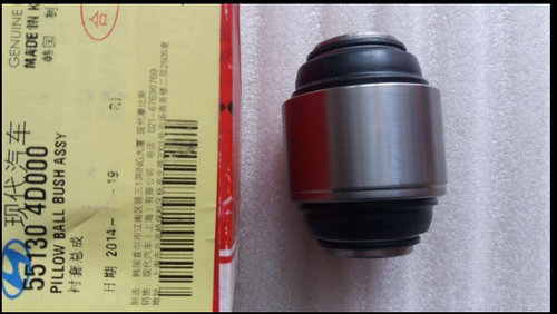 进口新索兰托新胜达维拉克斯格锐全新胜达后羊角衬套下支臂胶套