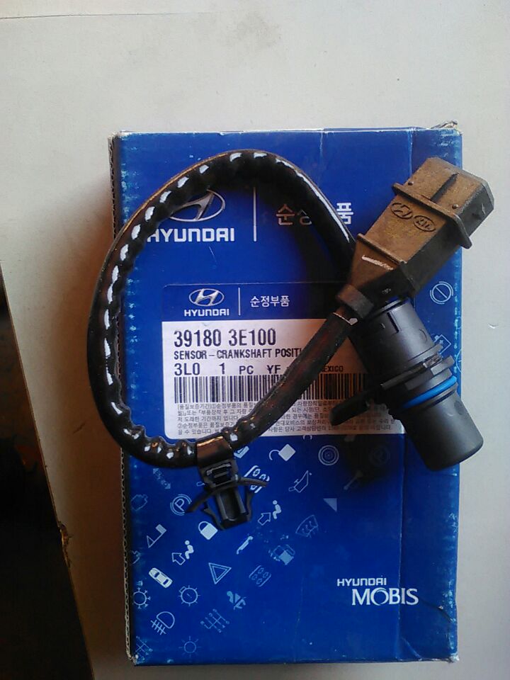 现代新索兰托新胜达2.4曲轴位置传感器 新胜达2.7曲轴位置传感器