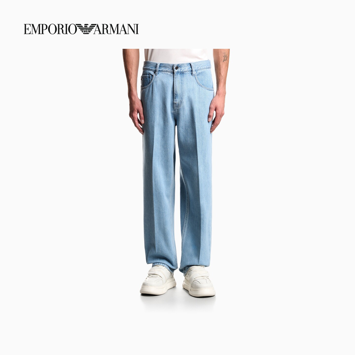 EMPORIO ARMANI/阿玛尼春夏新款男宽松直筒复古松弛感中腰牛仔裤