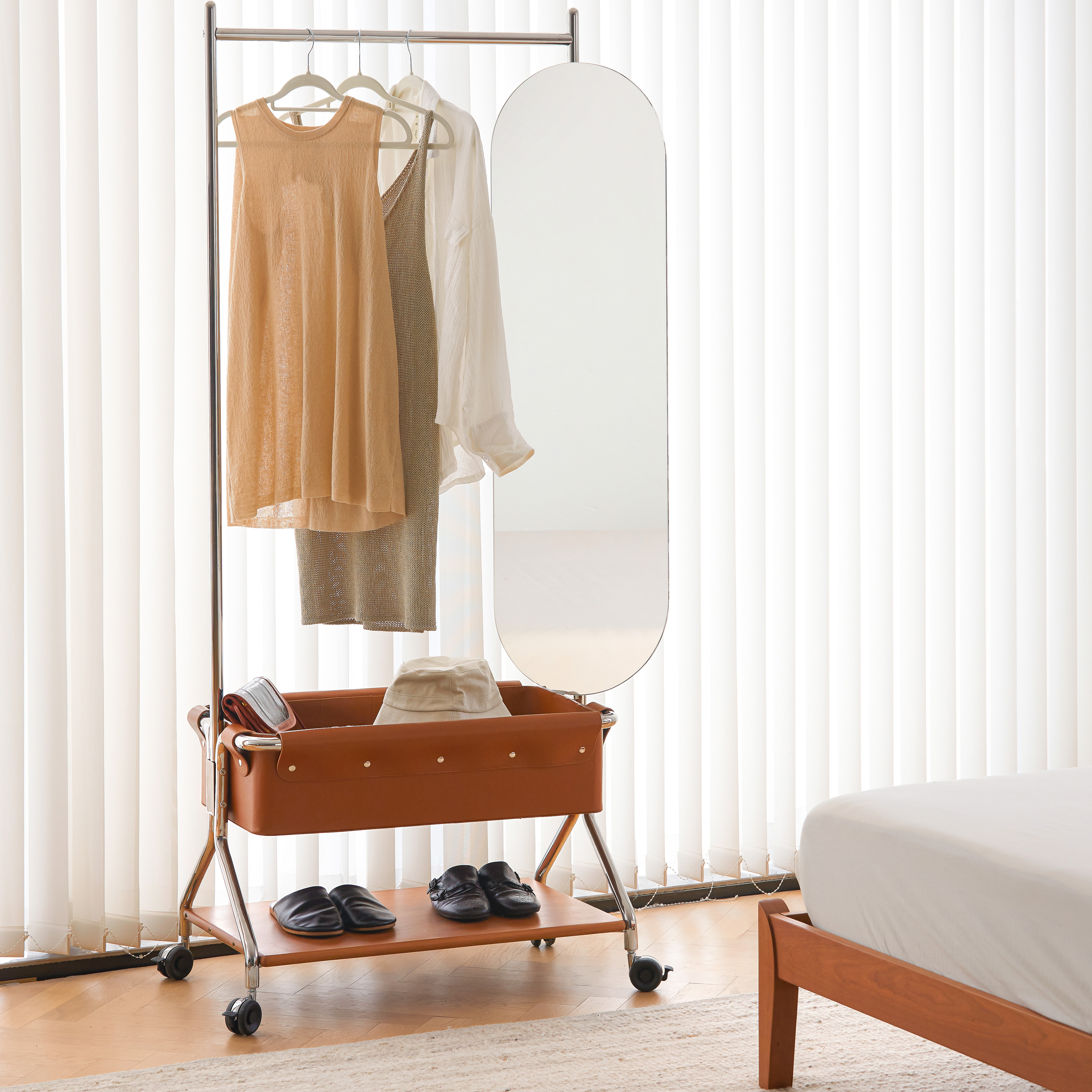 实木衣帽架全身镜可移动落地