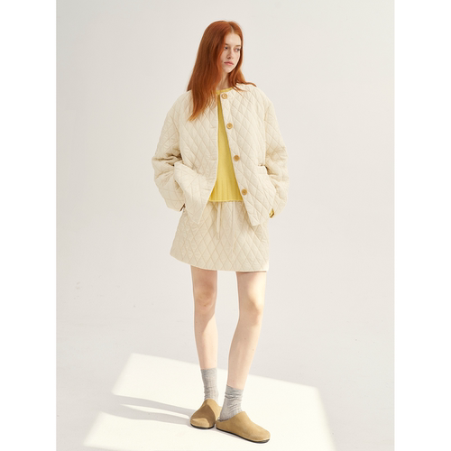MAISON CECILE奶白/黑色轻巧舒适保暖菱格棉服套装