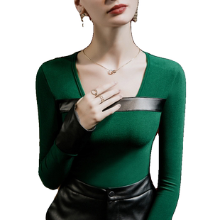 2026秋季新款方领磨毛打底衫女喇叭袖春款内搭洋气皮拼接时尚小衫