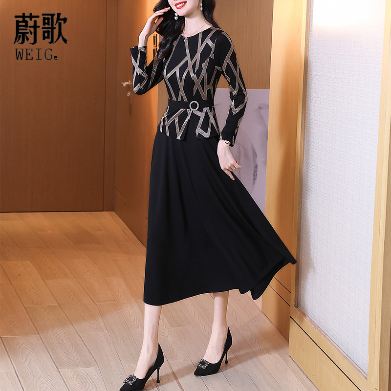 蔚歌假两件连衣裙拼接