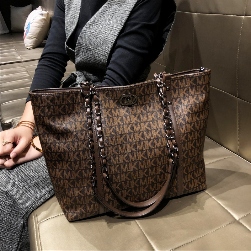 香港正品包包女大容量2025新款链条手提购物袋真皮单肩托特包大包