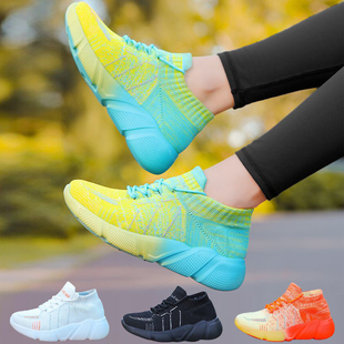 牛霸道运动鞋女春夏季跳健身操鞋中跟鬼步舞鞋女专用鞋软底舞蹈鞋