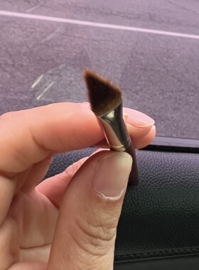 黄狼毛血檀木多功能遮瑕高光刷