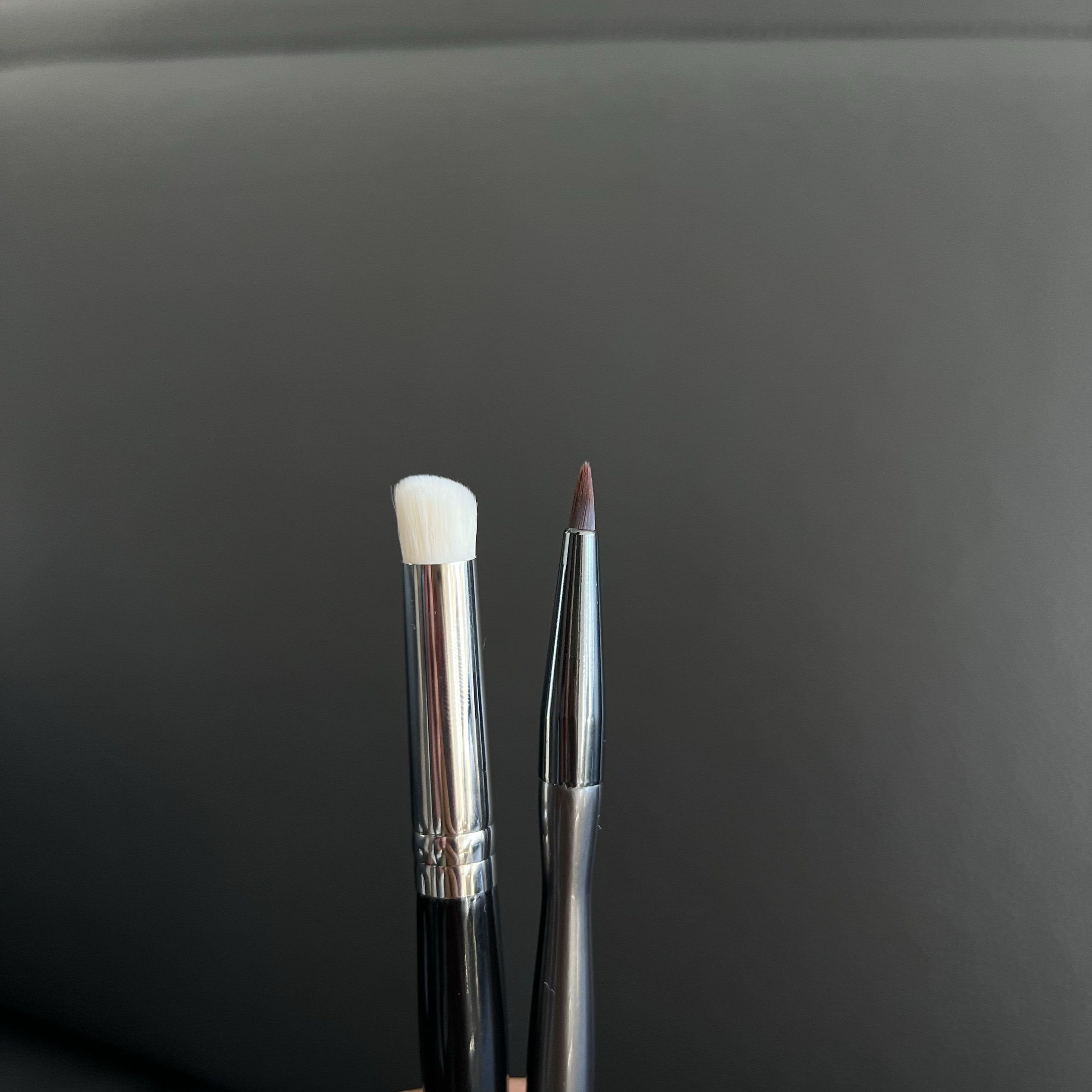 白凤堂指腹遮瑕刷 搭配ulta泪沟法令纹遮瑕刷