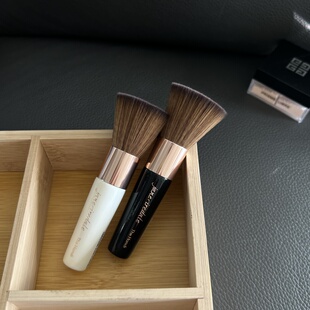珍爱Jane iredale 粉饼刷 矿物质粉刷 敏感肌可用 定远刷散粉刷
