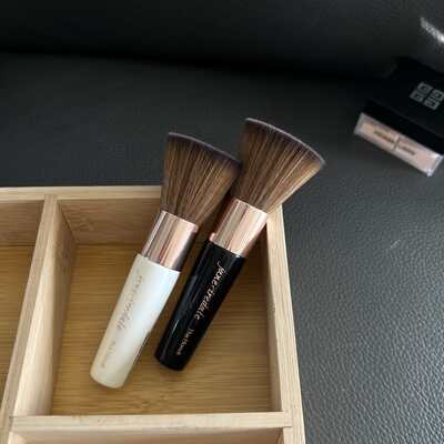 珍爱Jane iredale 粉饼刷 矿物质粉刷 敏感肌可用 定远刷散粉刷