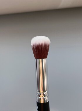 Wycon五字母出意大利球球刷新品高光膏 眼影膏阴影膏刷刷W95